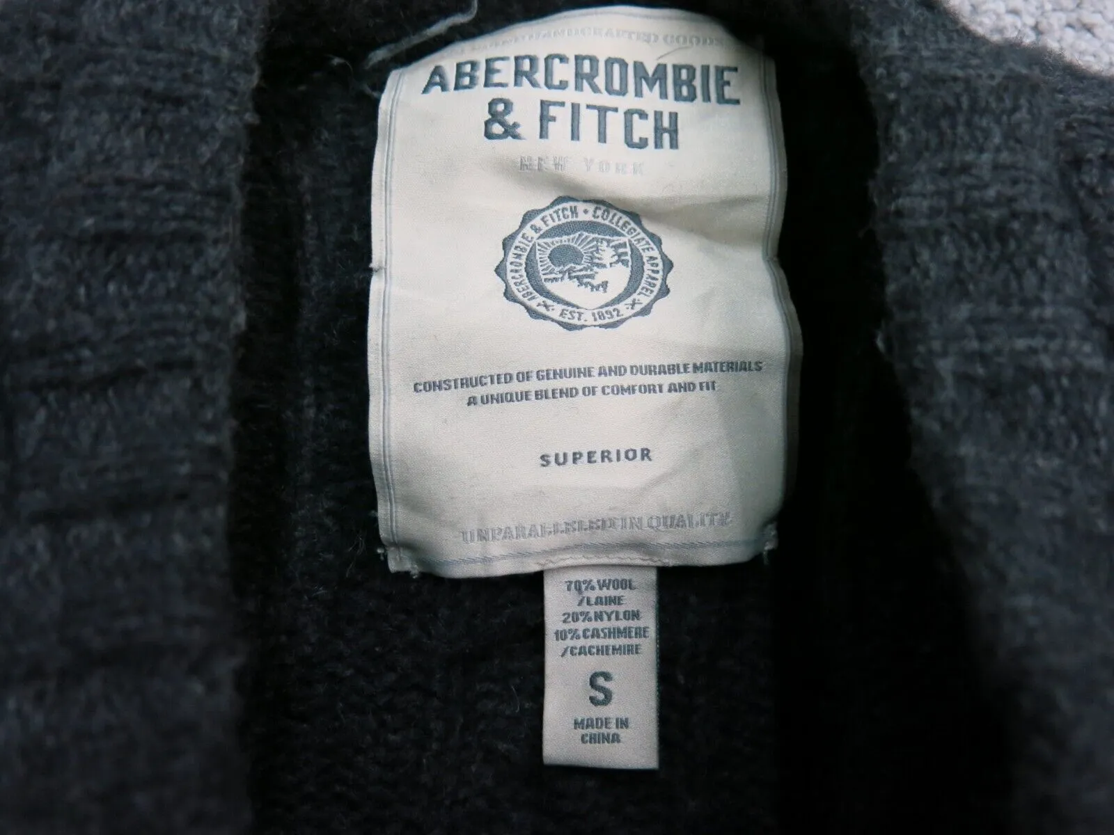 Abercrombie & Fitch Women Pullover Knitted Sweater Long Sleeves Black Size Small