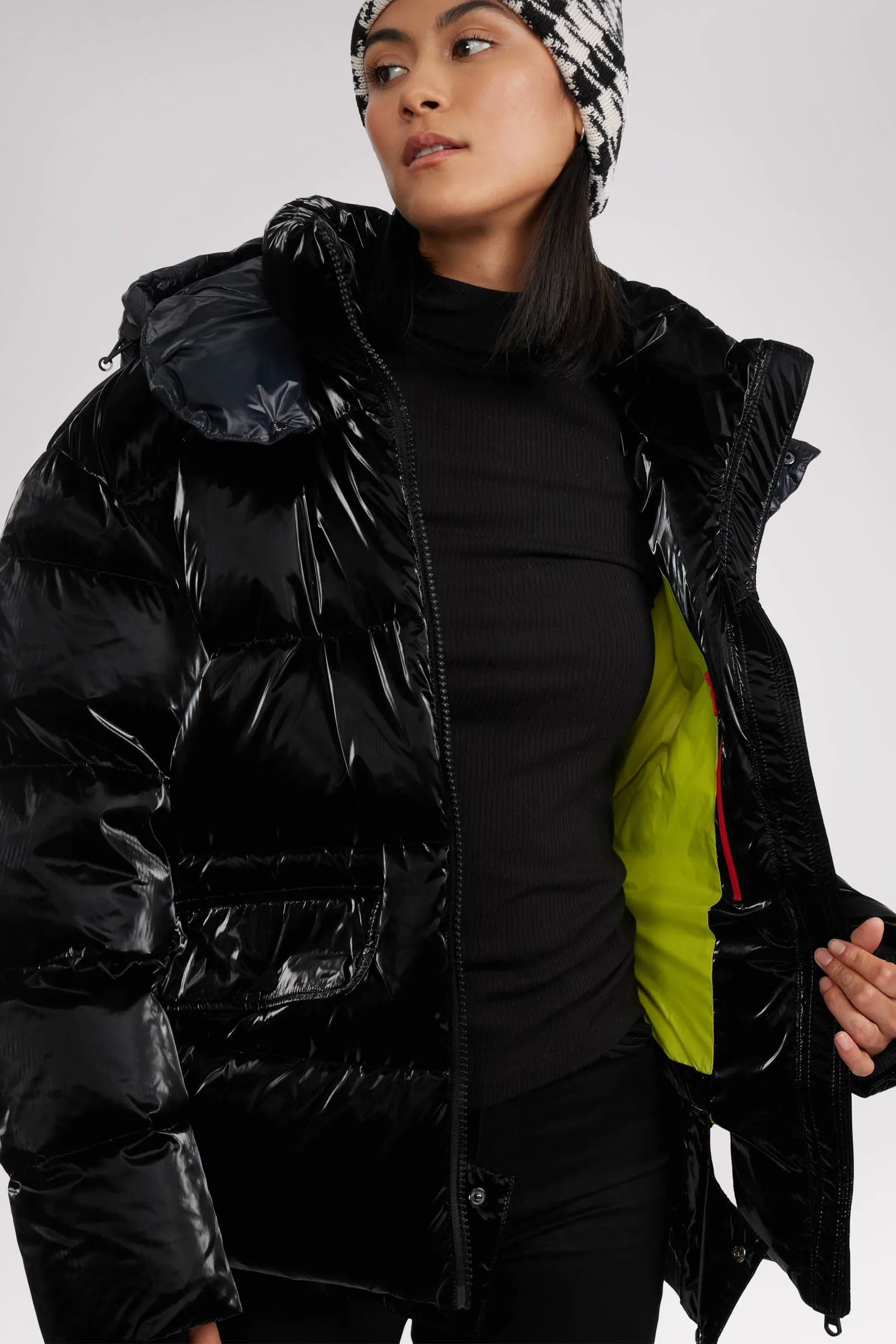 Ascella Women's Boxy Fit Short Puffer Jacket