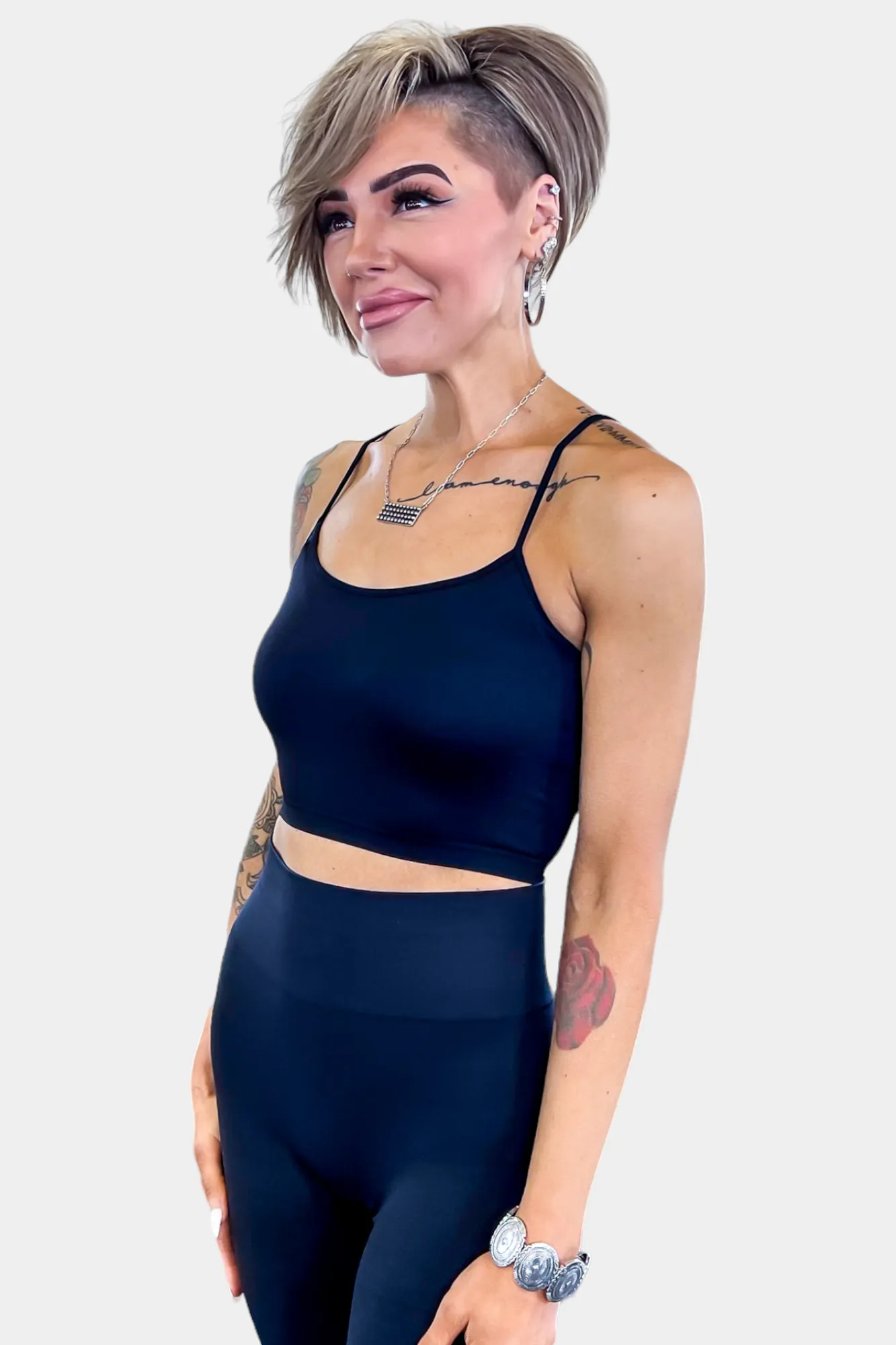 Black Seamless Crop Cami Tank