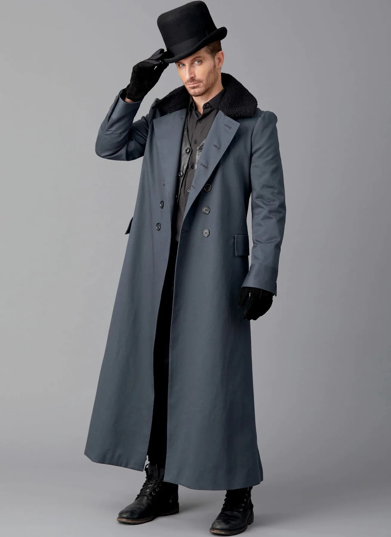 McCall's Pattern M8137 Men's Coat - Georgian / Victorian