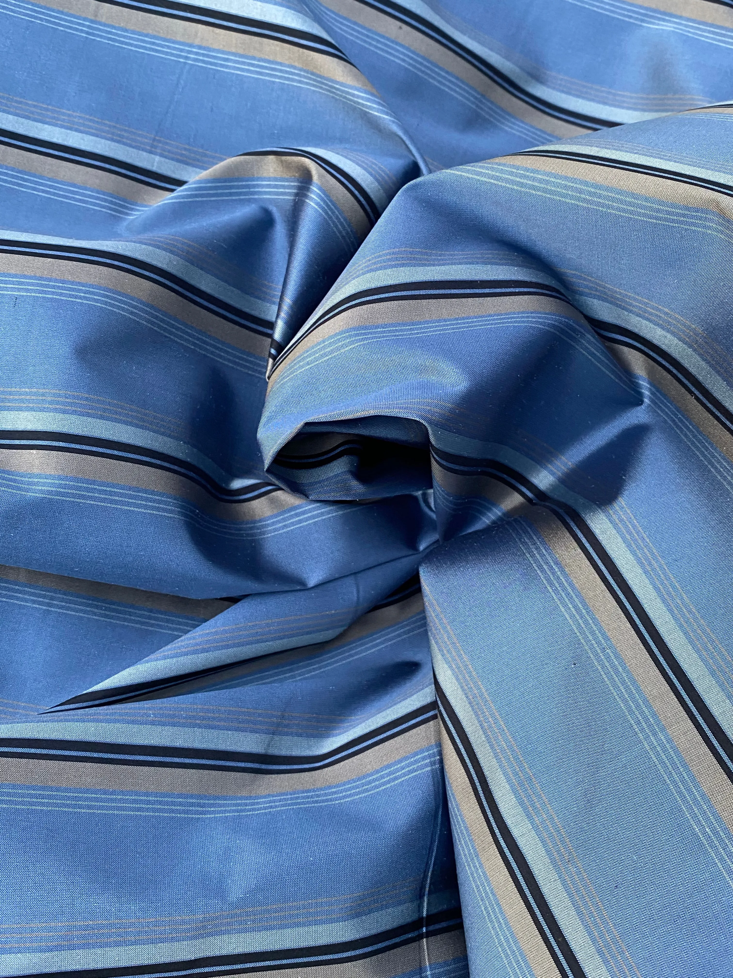 NEW Countess Shannon Designer 100% Silk Taffeta Blue Horizontal Stripe Fabric- SB_1_9