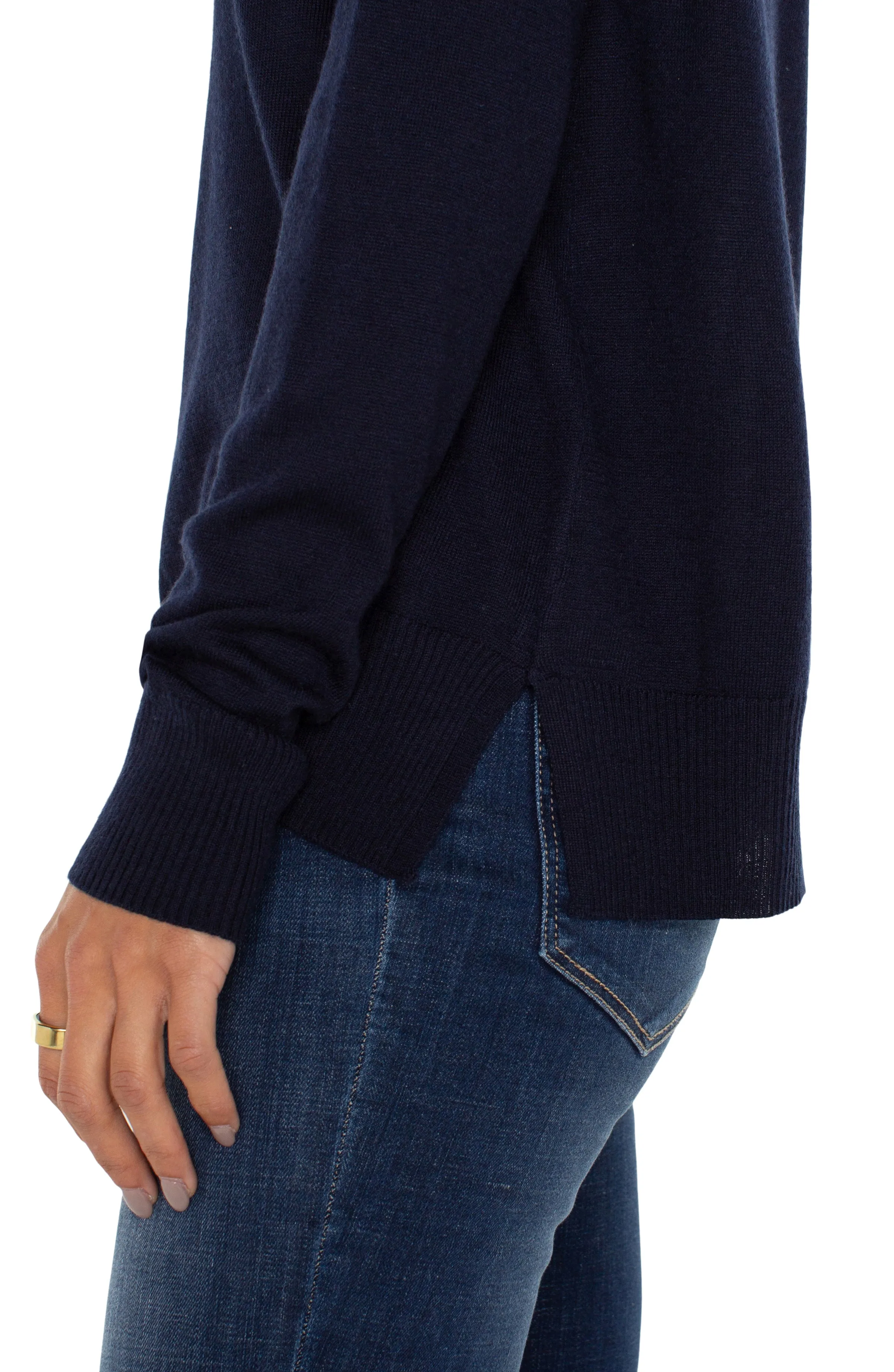 RAGLAN SWEATER WITH SIDE SLITS