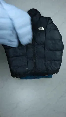 THE NORTH FACEPUFFER JACKET - 16 PIECES